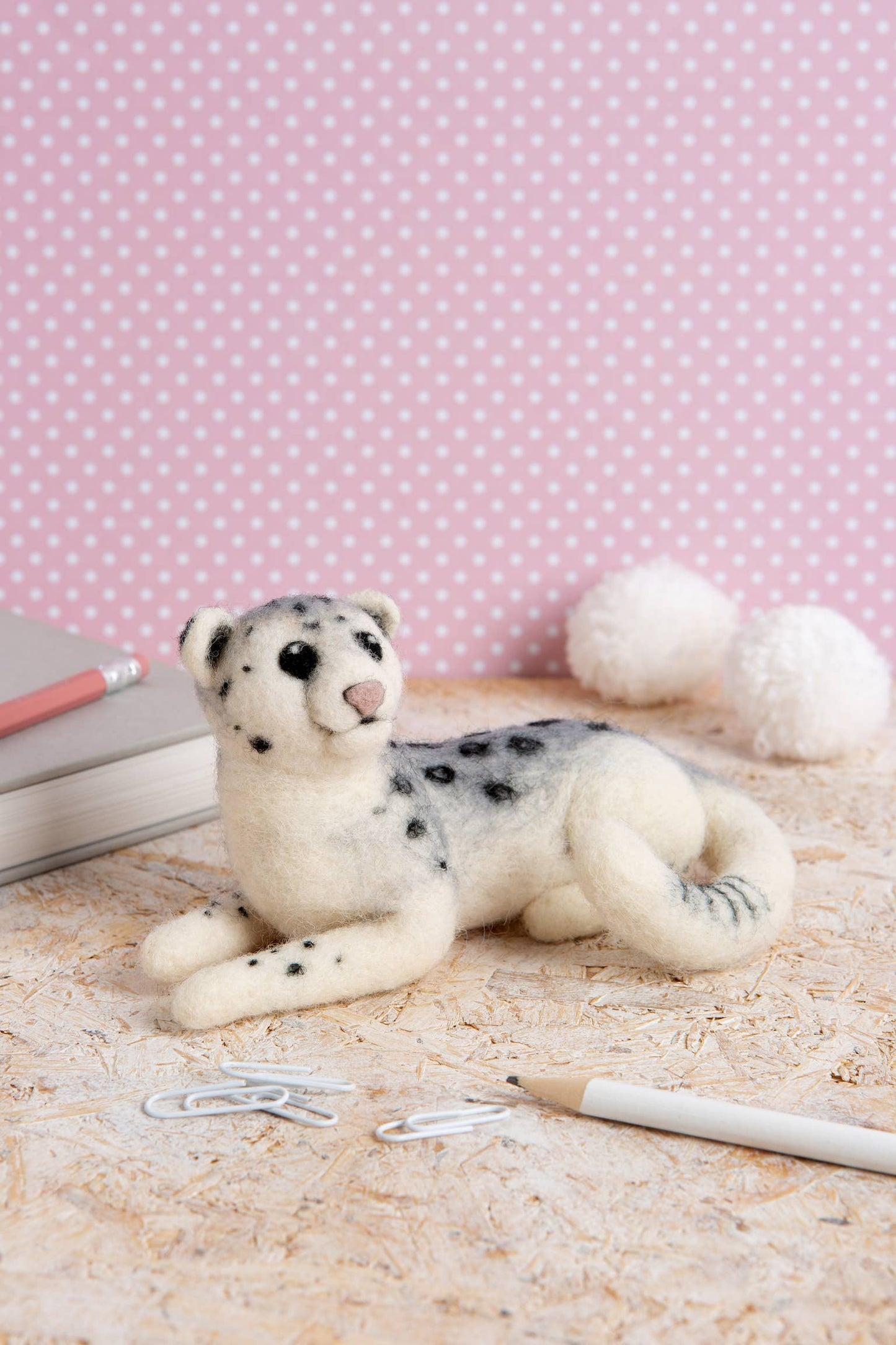 Snow Leopard Needle Felting Kit