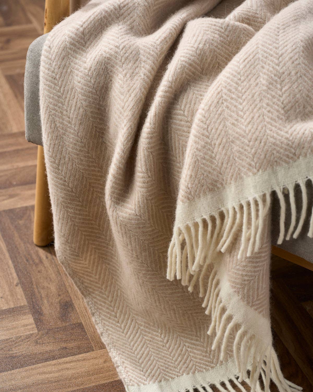 Clifton Herringbone Blanket (Bath Stone)